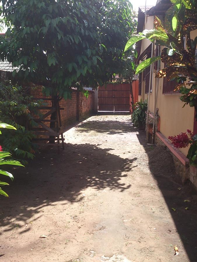 Hostal Santa Ana Rurrenabaque Eksteriør billede